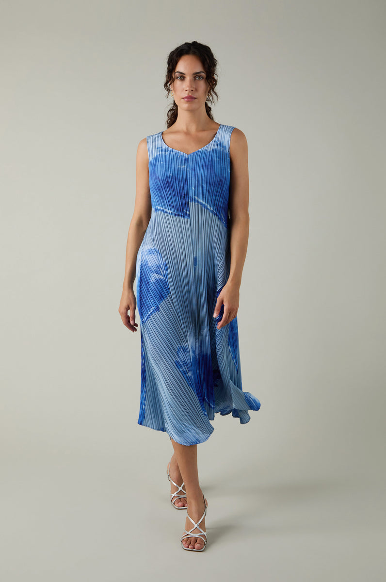 Mohegan Lake Single Shoulder Pleated Dress