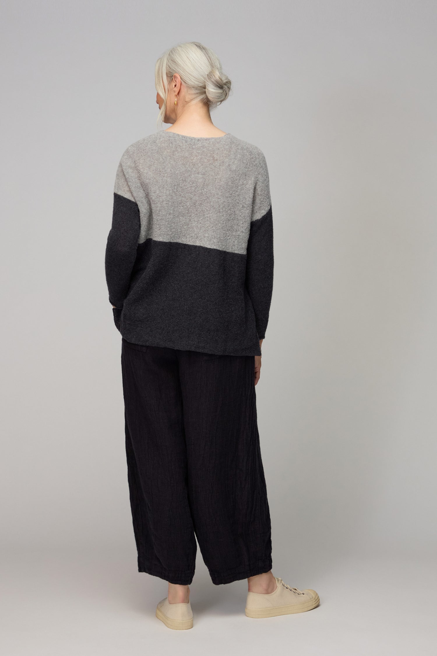 Two Tone Scoop Silver Neck Knit