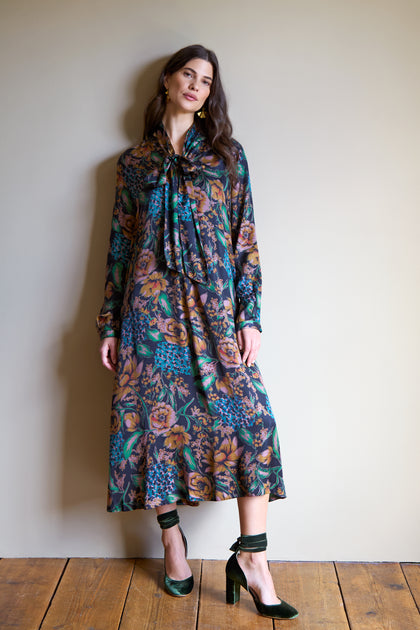 Autumn Hydrangeas Tie Dress
