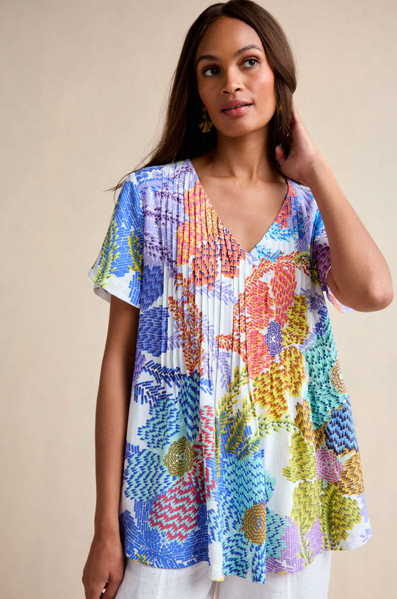 Pixelated Petals Print Top – Sahara