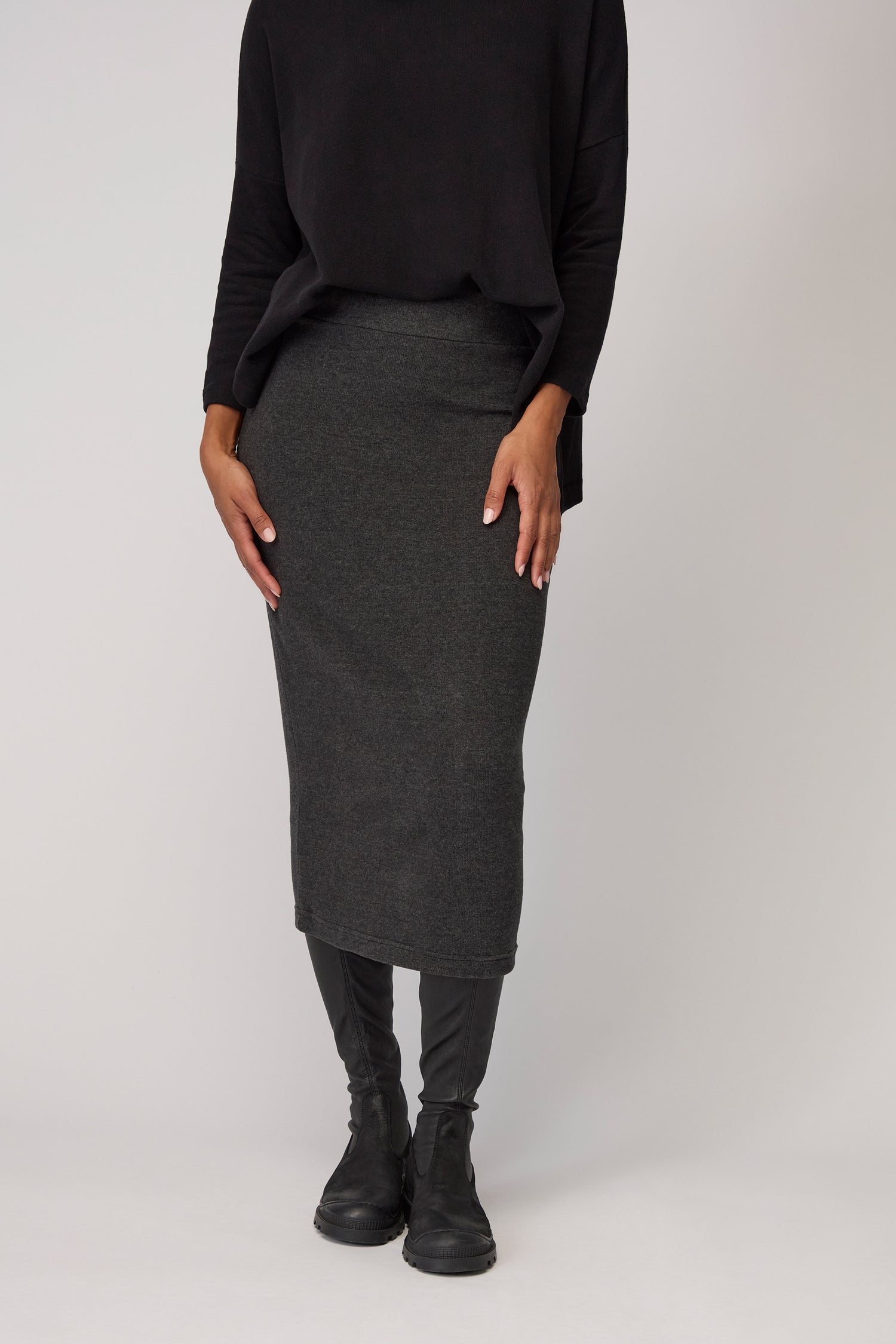 Lilla Soft Jersey Tube Skirt