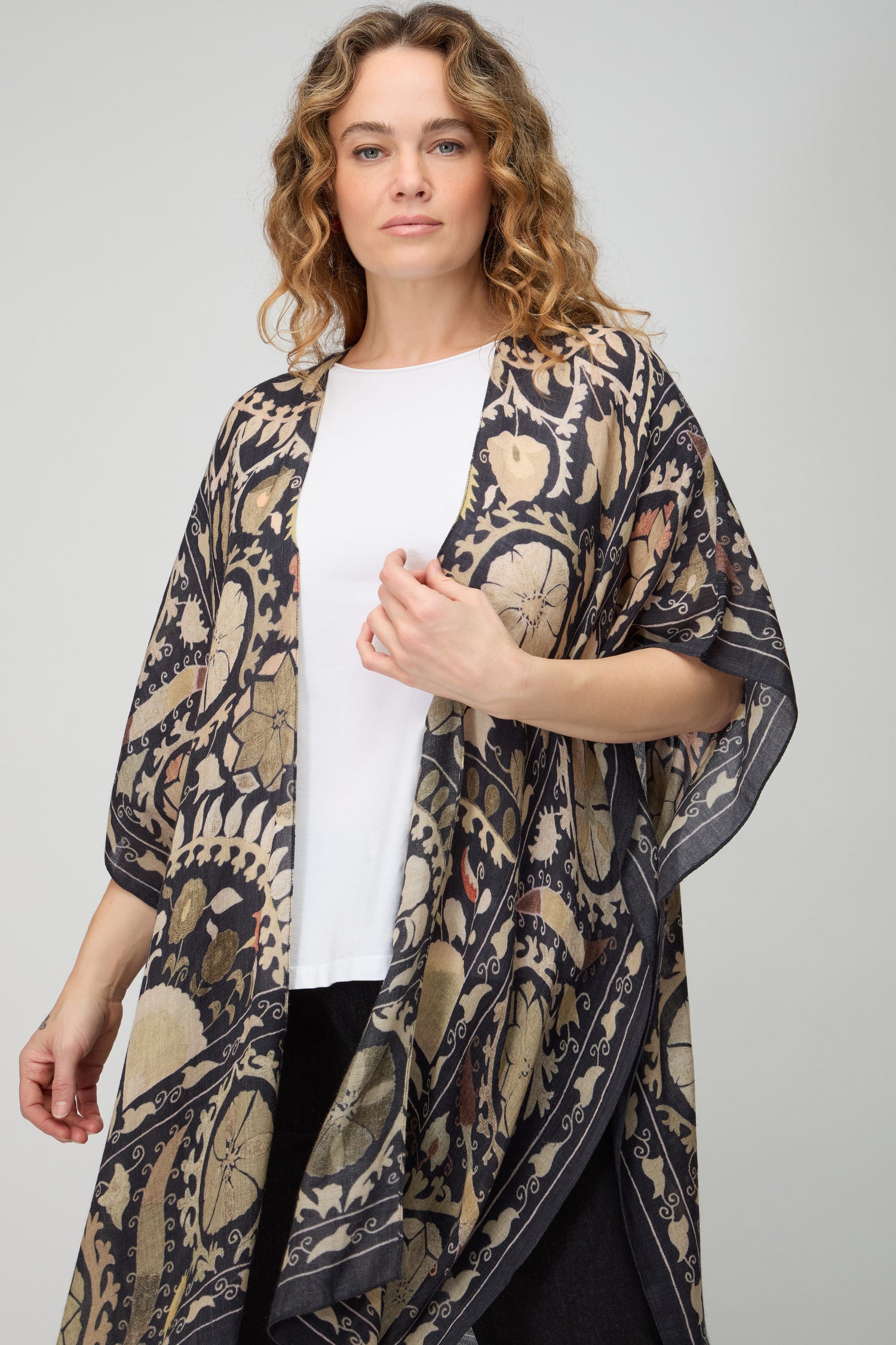 Suzani Print Wool Throwover