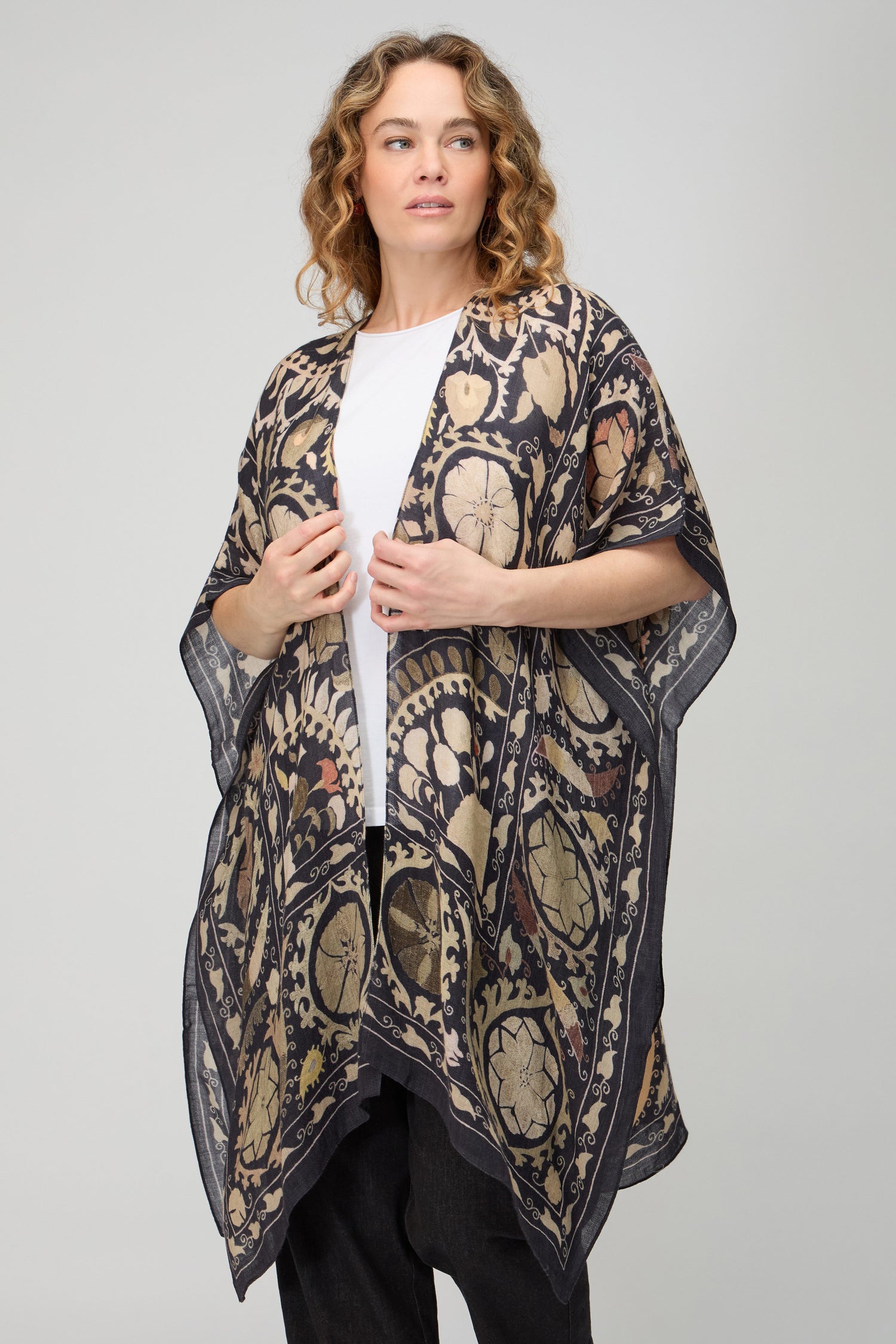 Suzani Print Wool Throwover