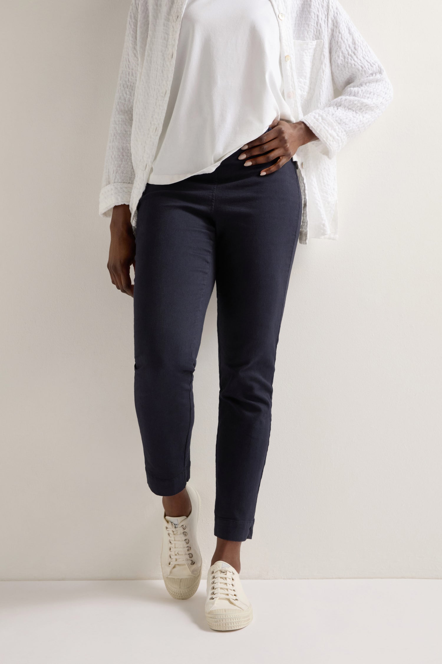 Night Stretch Cotton Slim Trousers