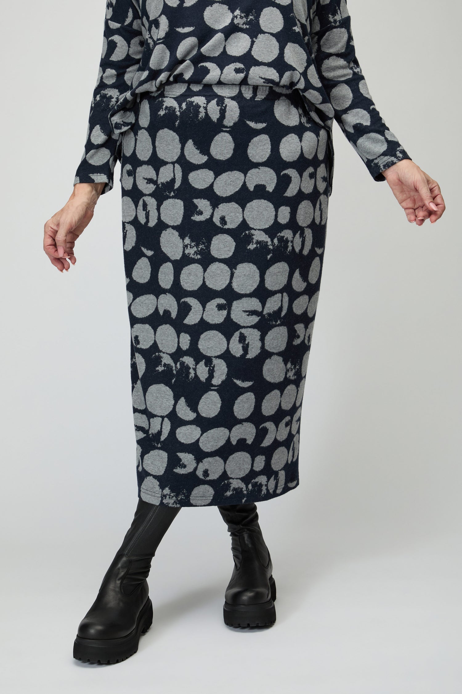 Brushed Jersey Spotted Tube Skirt