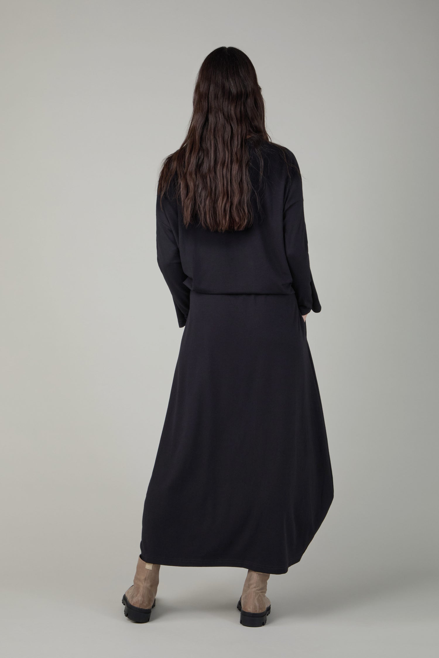 Fluid Crepe Black Bubble Skirt