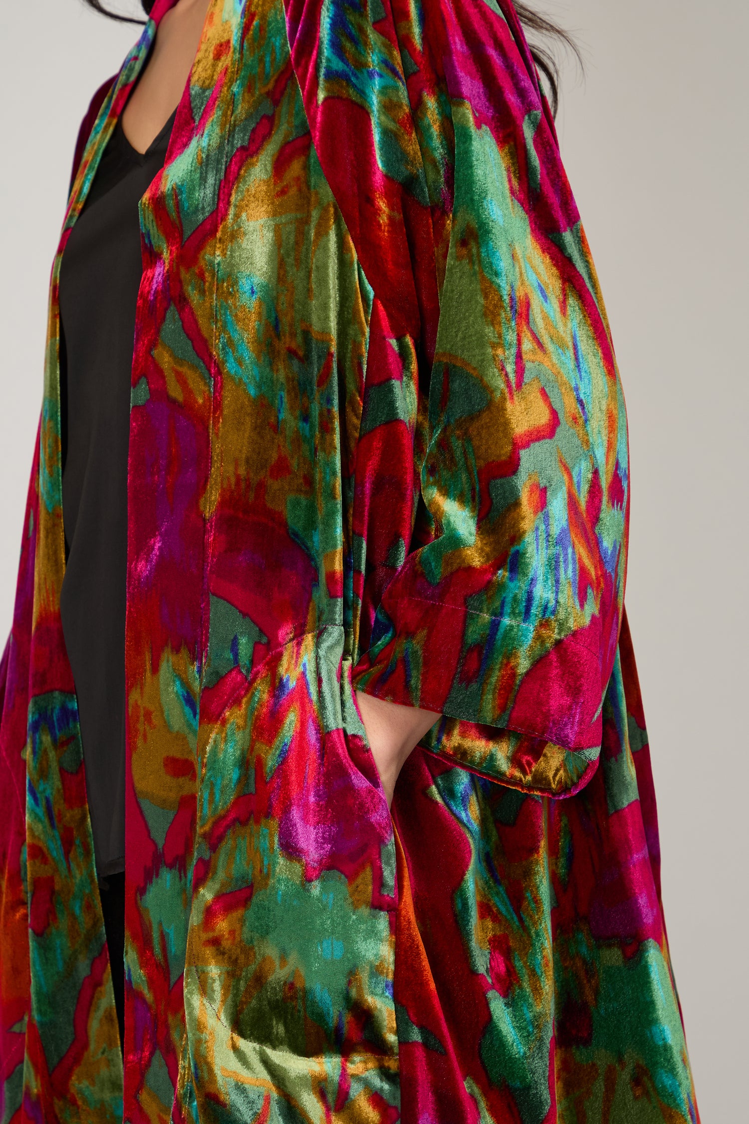 Velvet Blurred Botanicals Kimono