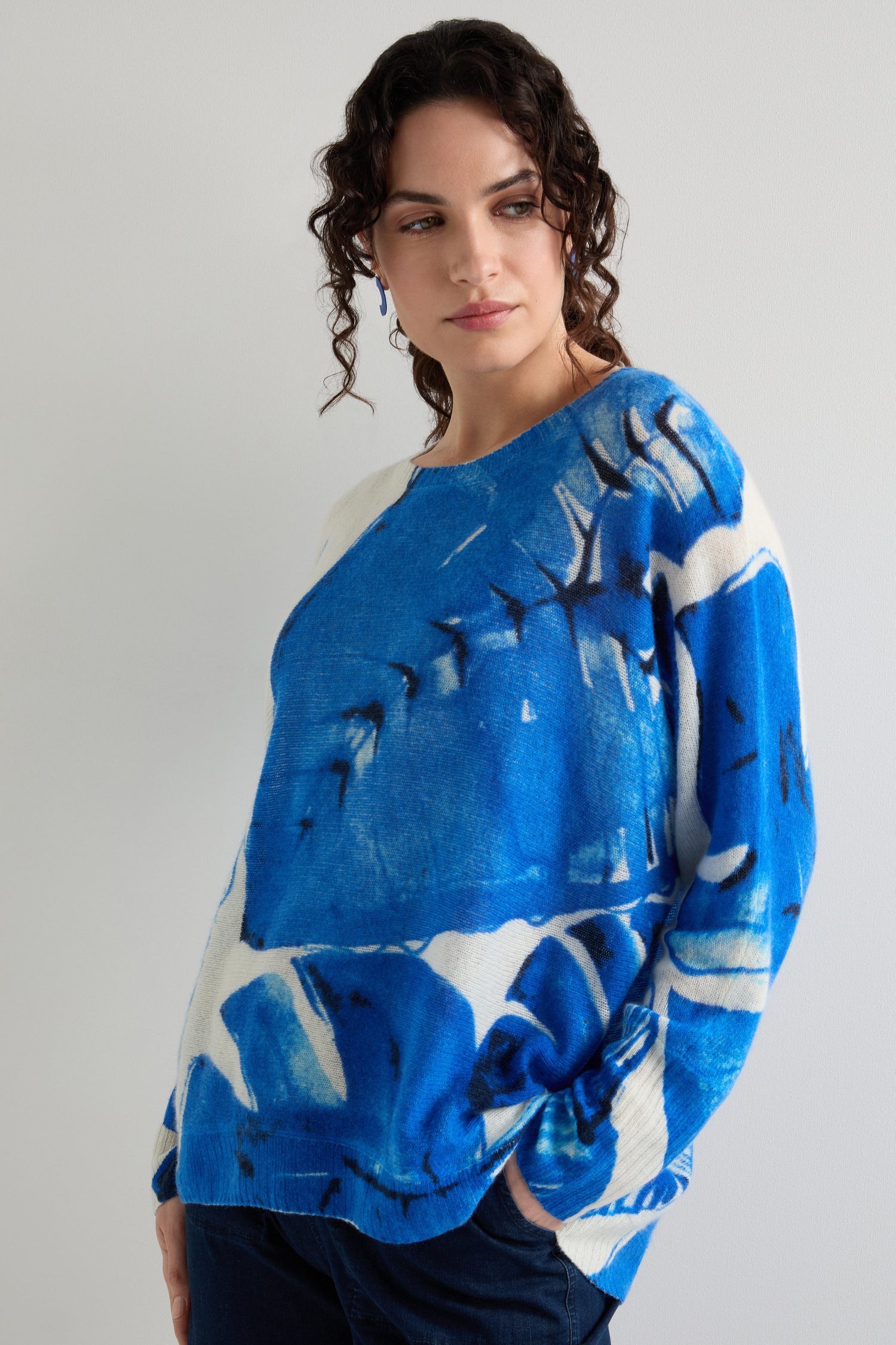 Round Neck Leaf Print Cashmere Knit