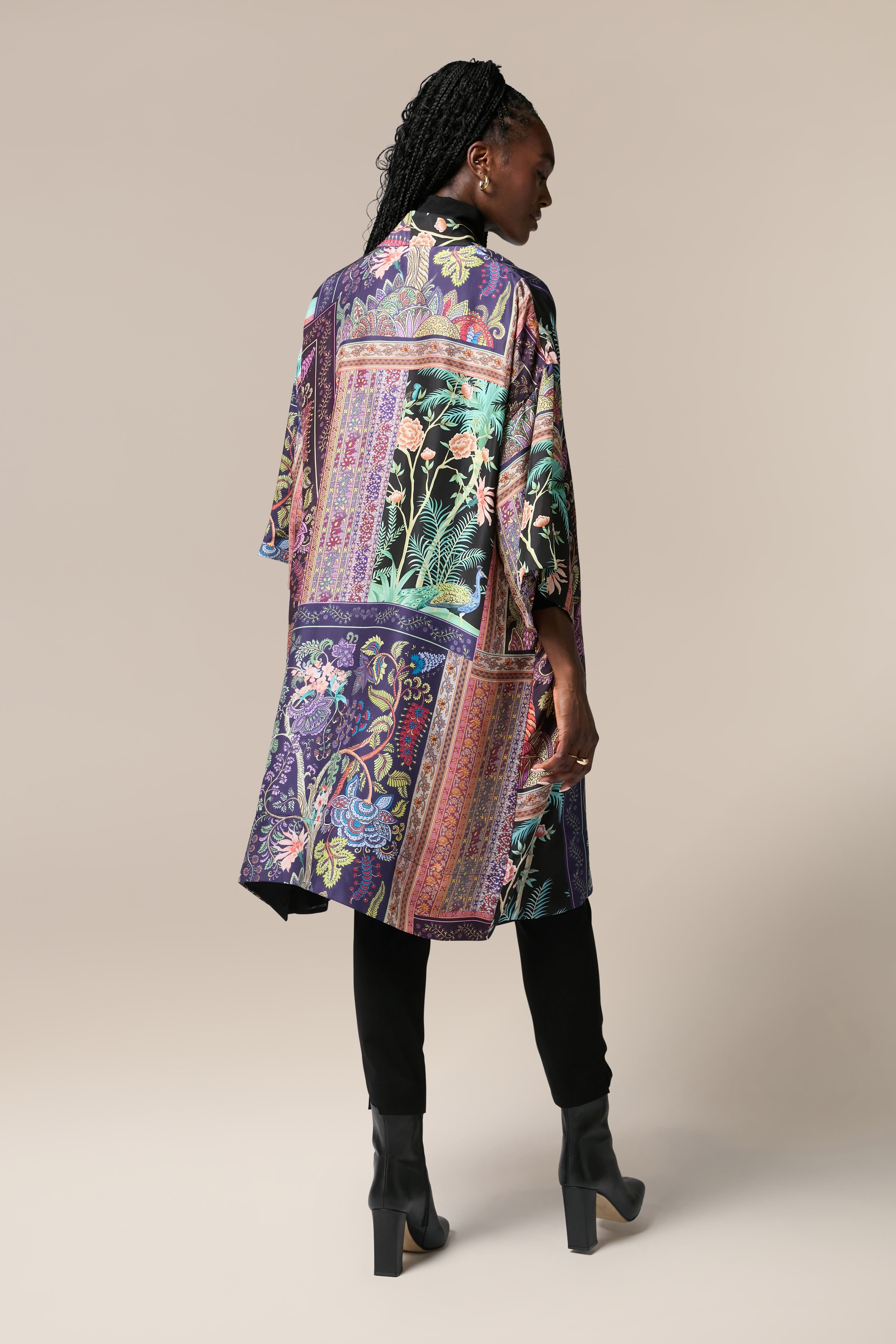 Sahara Winter Garden Velvet Kimono in Multi