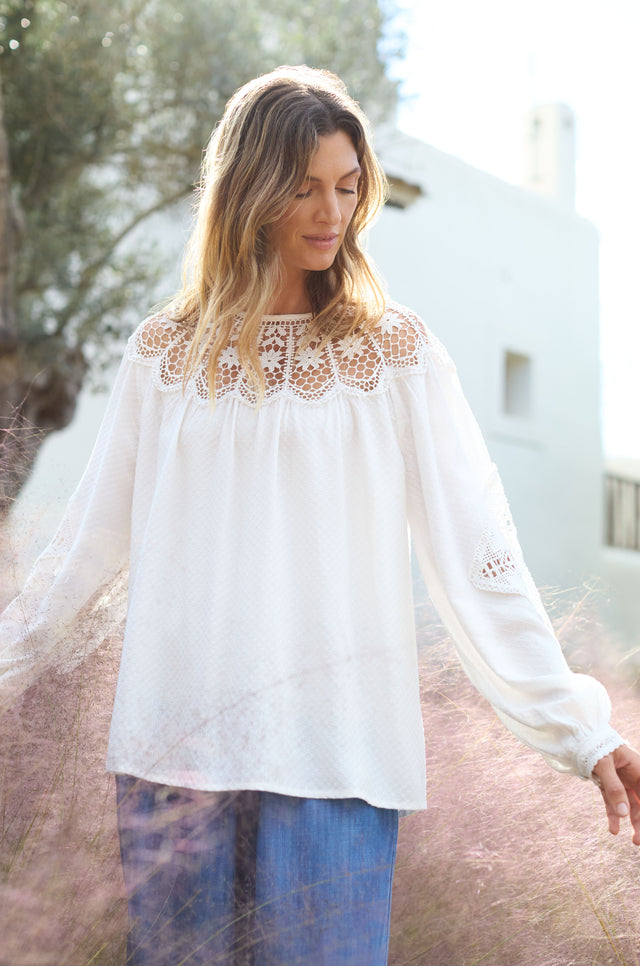 Floral Lace Trim Top – Sahara