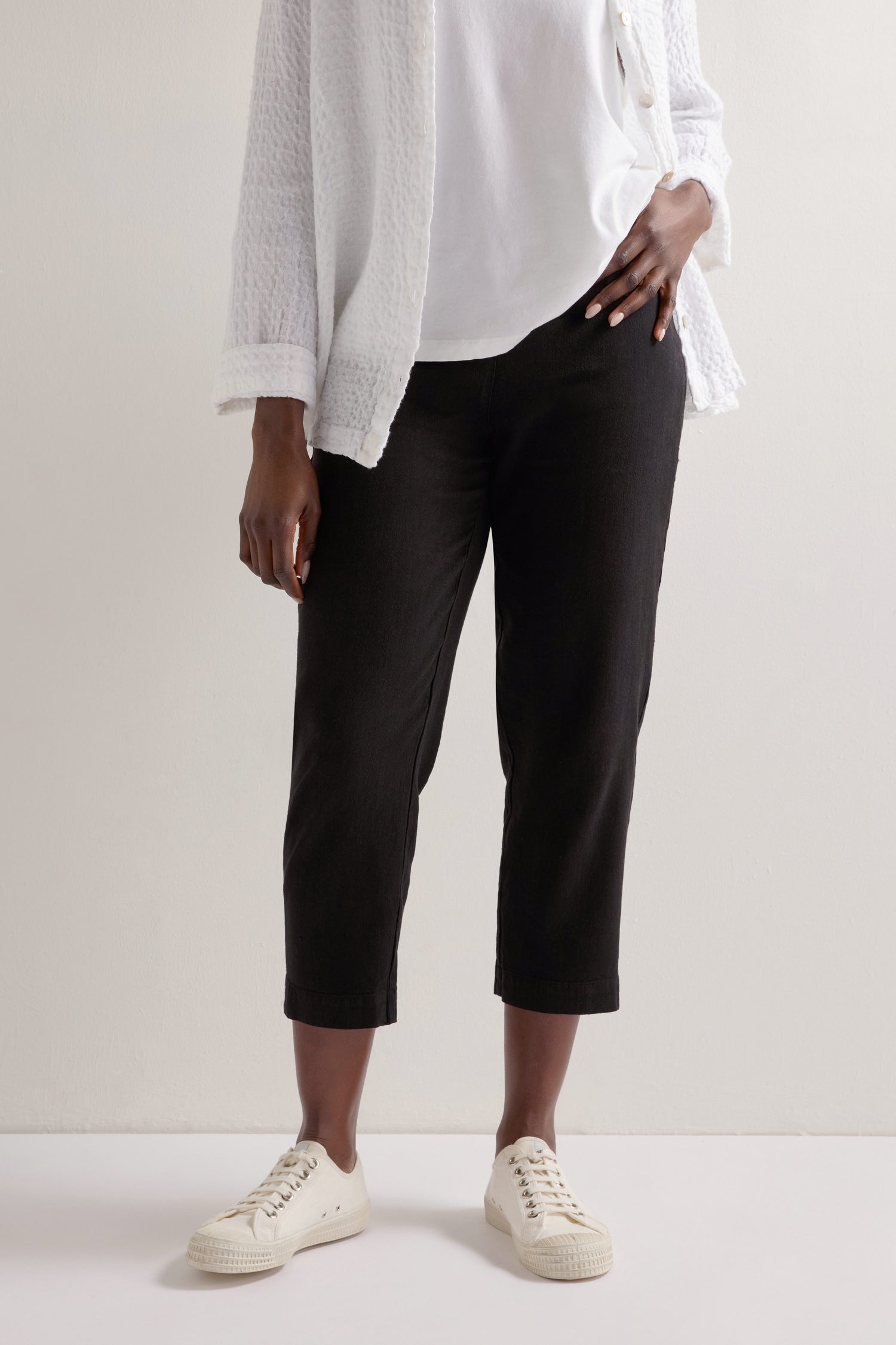 Twisted Linen Slim Trouser