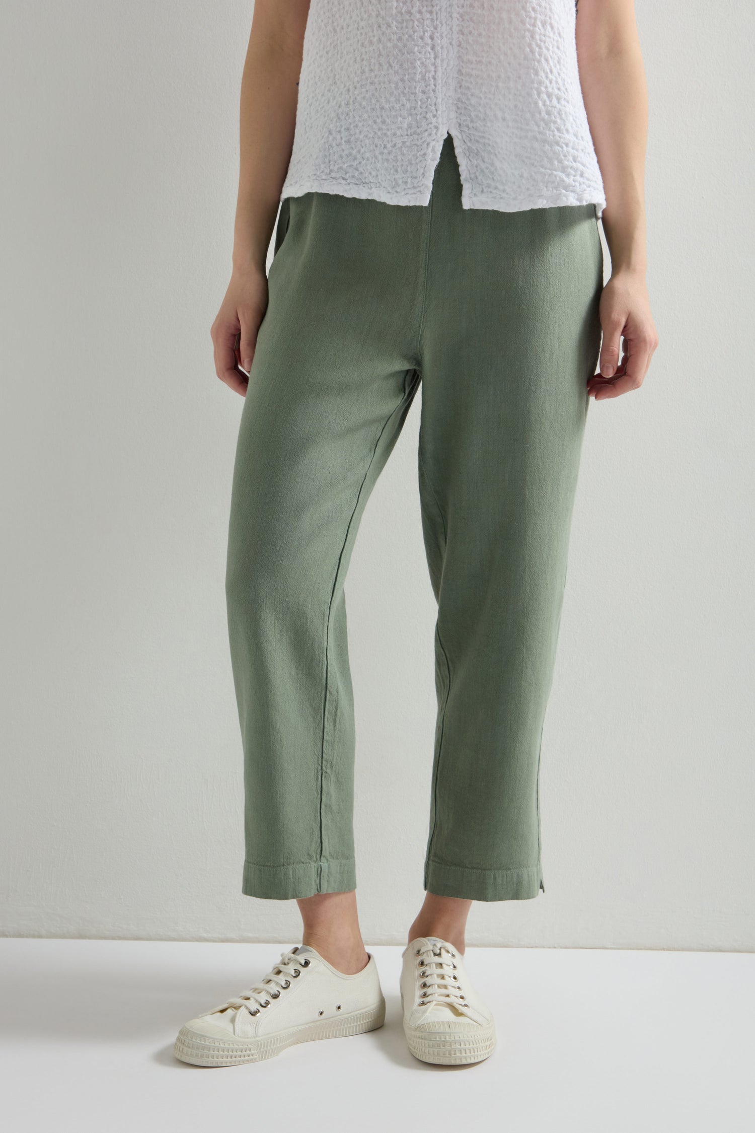 Twisted Linen Slim Trouser