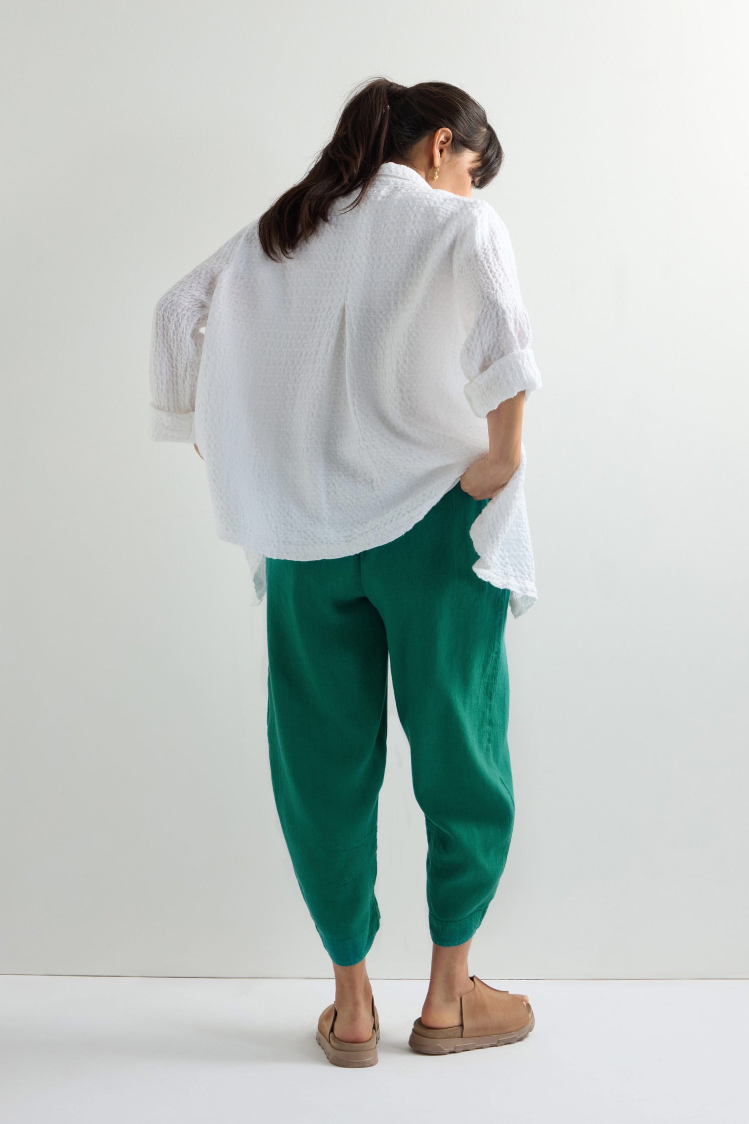 Twisted Linen Crop Bubble Trouser