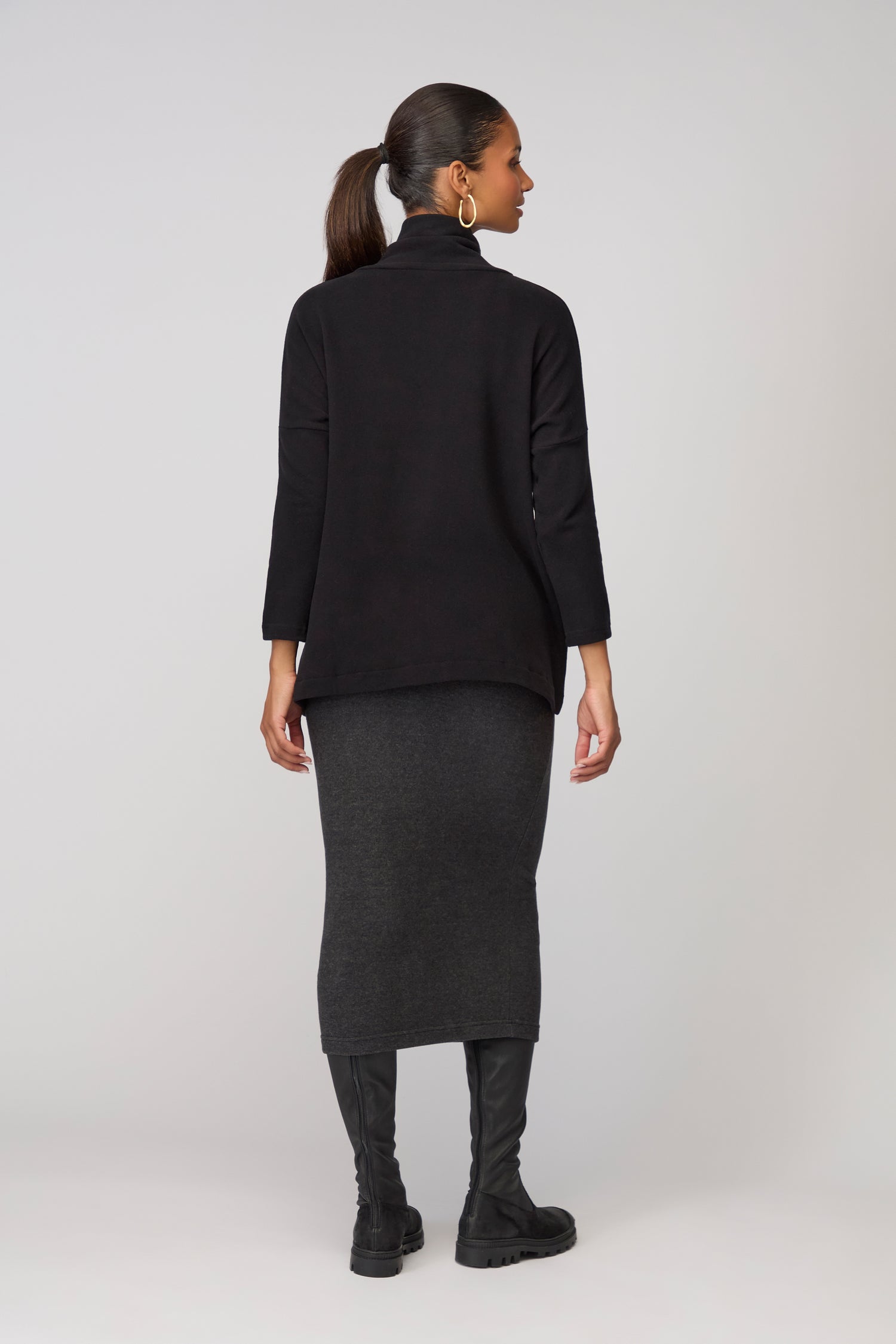 Dina Soft Cowl Top