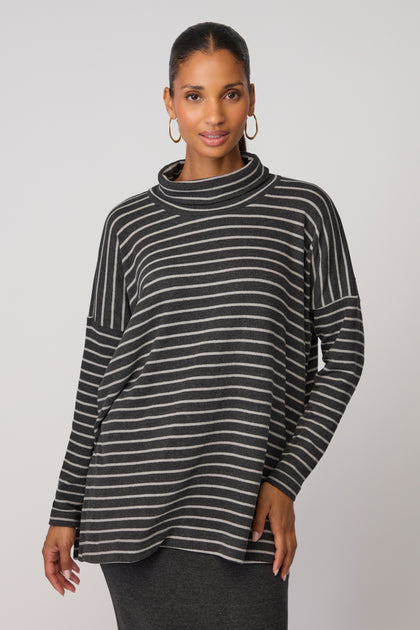 Martis Scoop Neck Fine Stripe Top