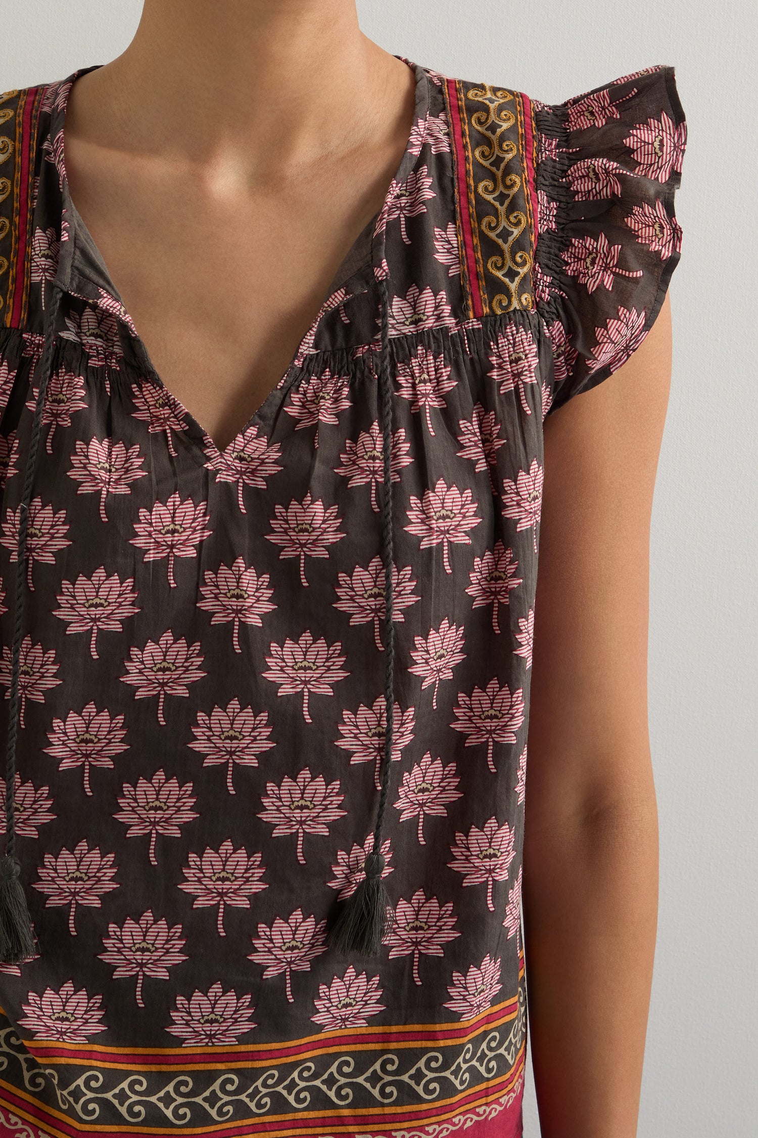 Lotus Print Frill Sleeve Top
