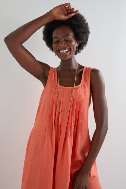 Garment Dyed Linen Pleat Front Sleeveless Dress