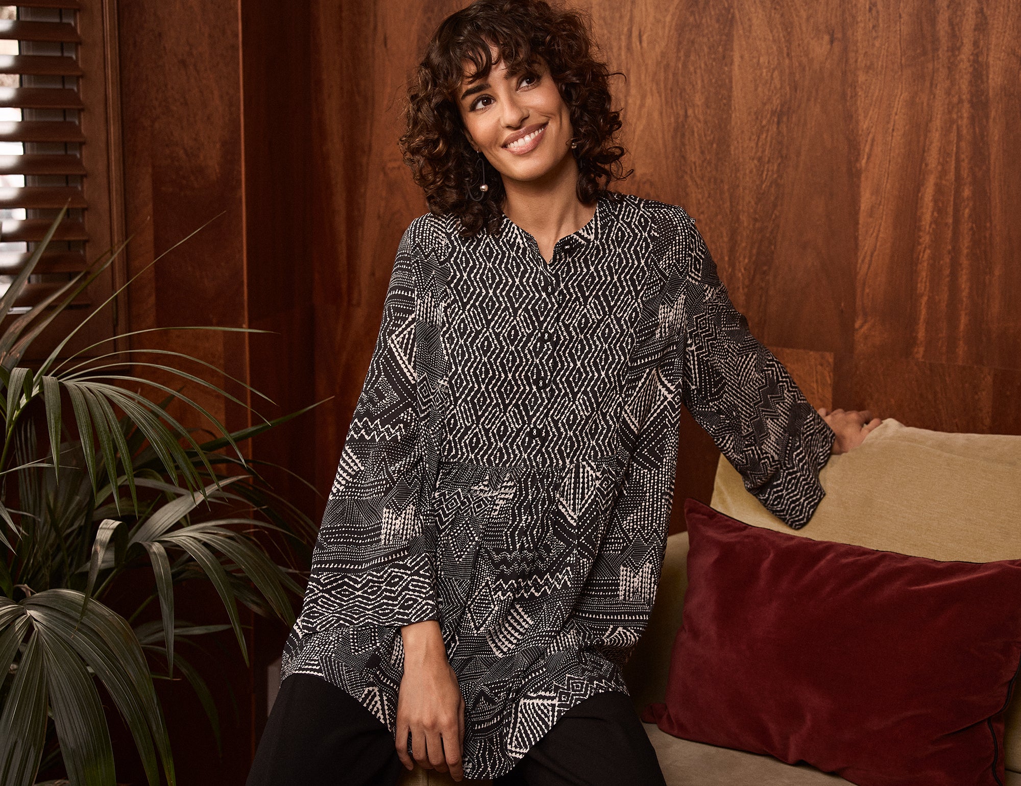 Tops – Sahara