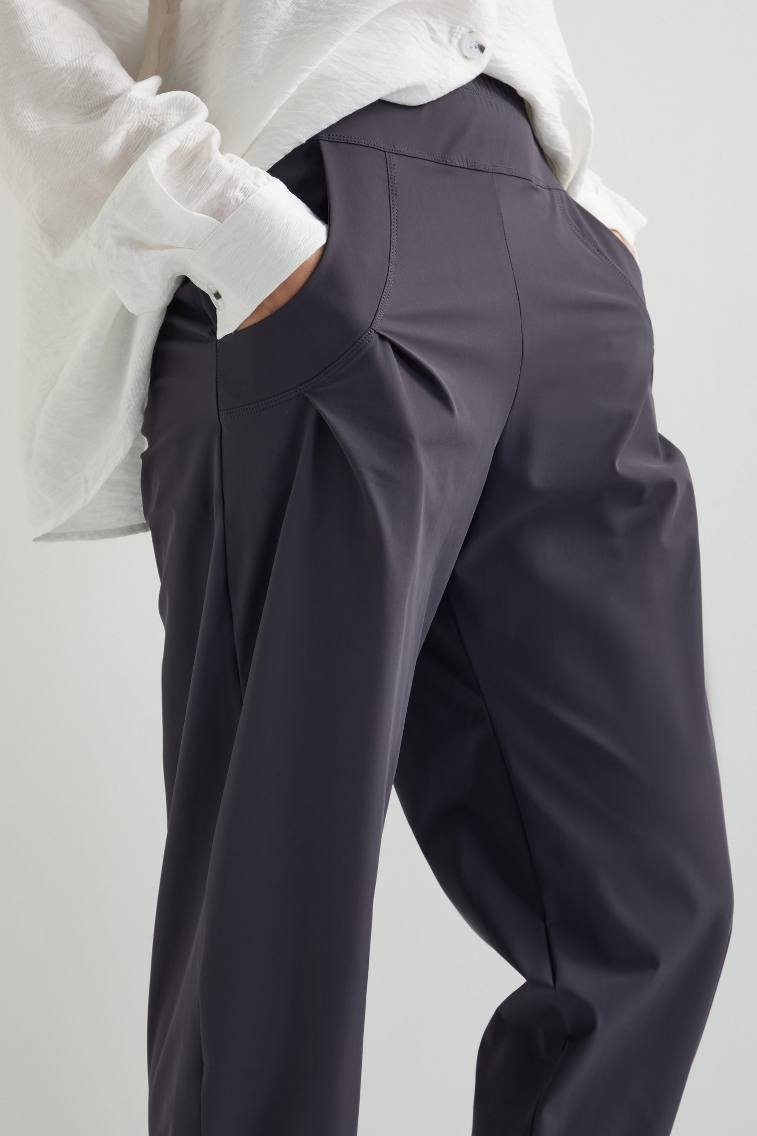 Anthracite Tapered Cuff Trouser