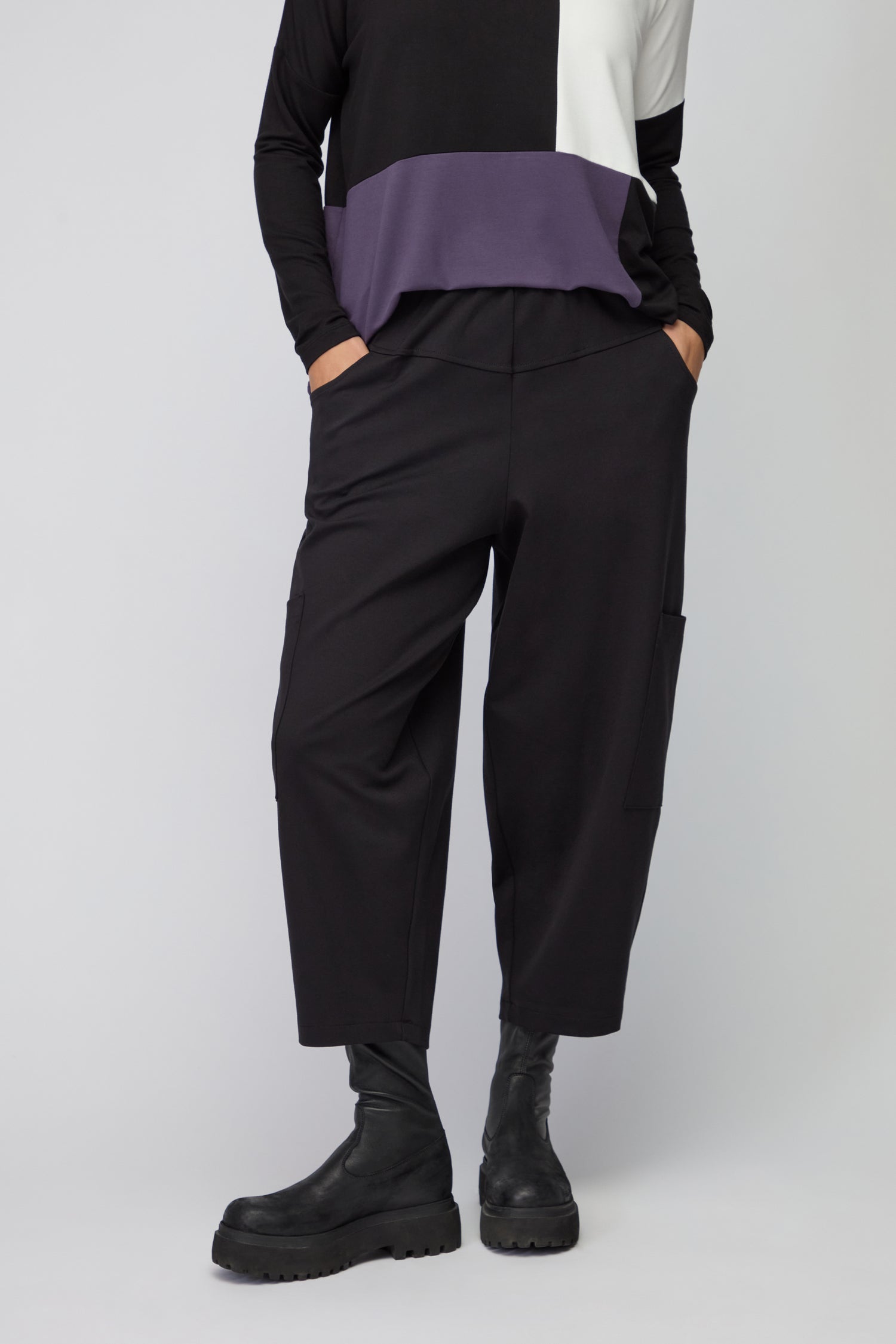 Side Pocket Ponte Trouser