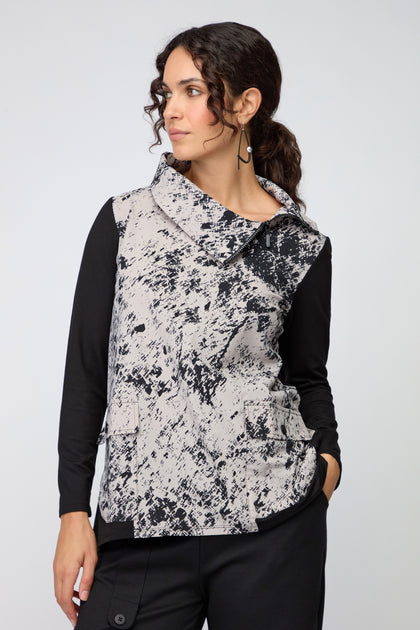Print Front Zip Collar Pocket Top