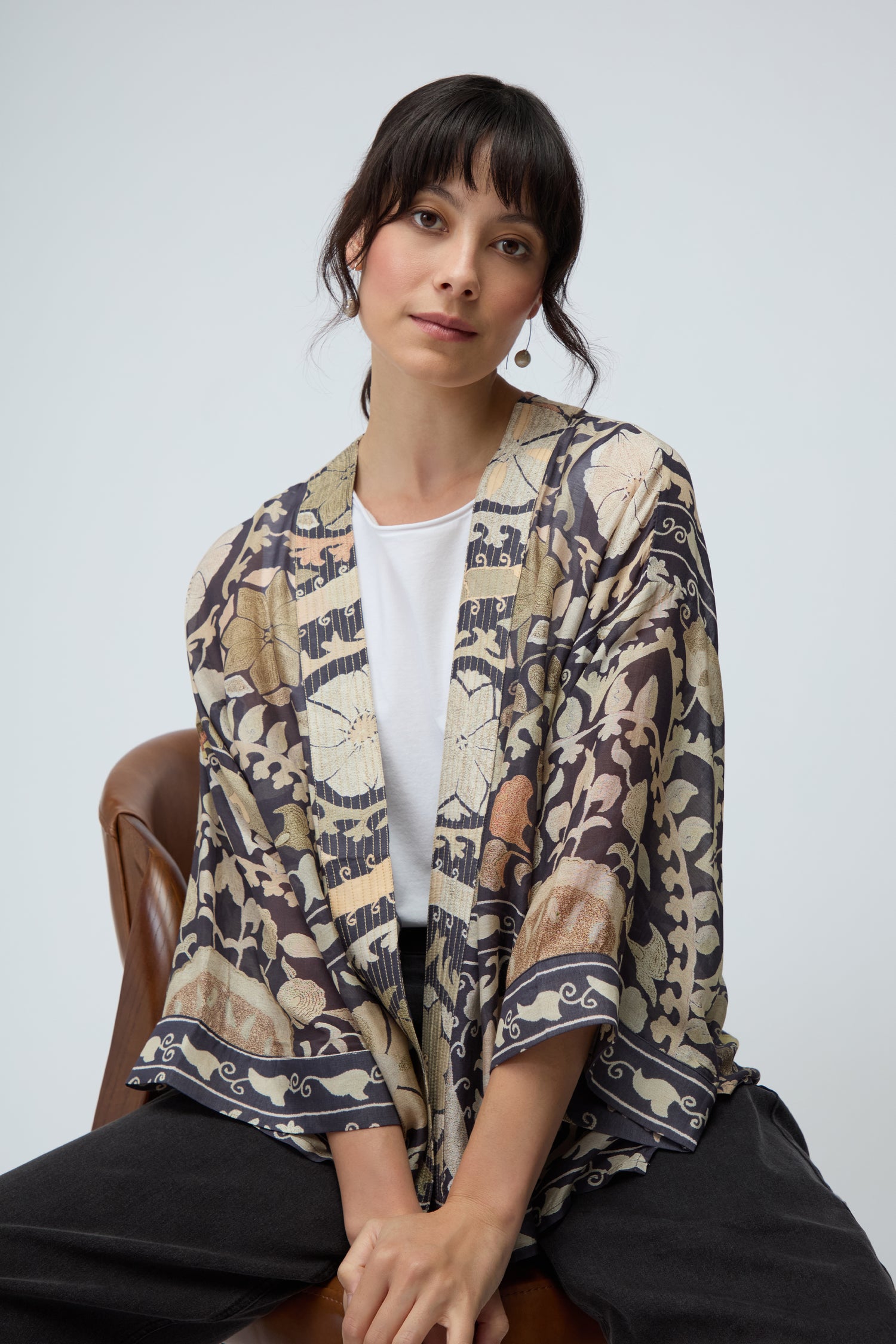 Charcoal Suzani Print Kimono
