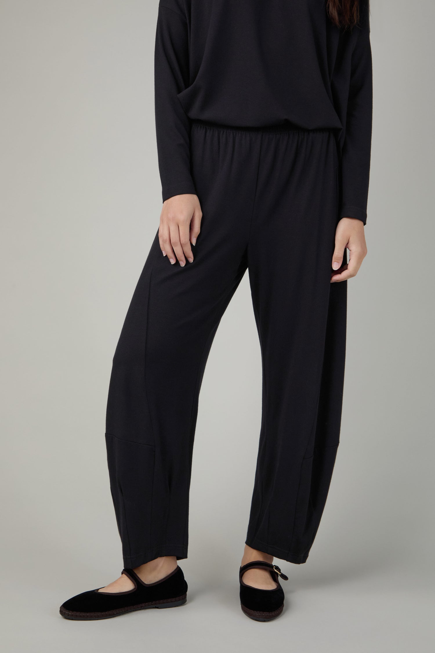 Fluid Crepe Black Bubble Trousers