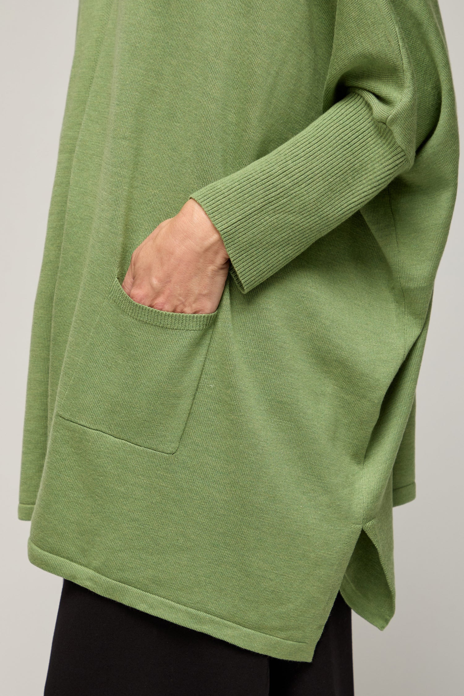 V Neck Knit
